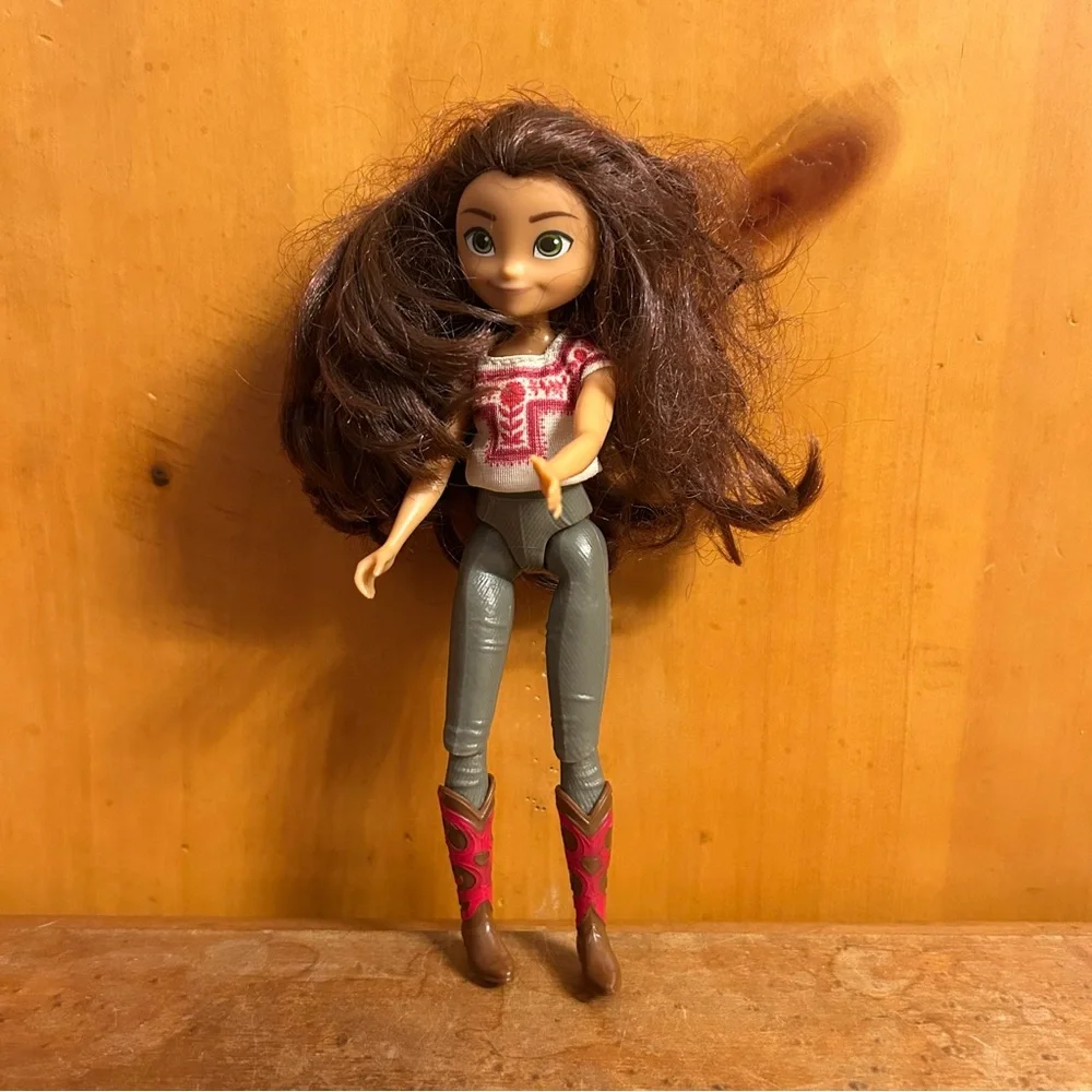 Mattel Spirit Untamed Lucky doll and 2 Spirit horse figures Posable